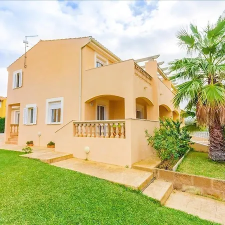 Villa Roser - Family Only