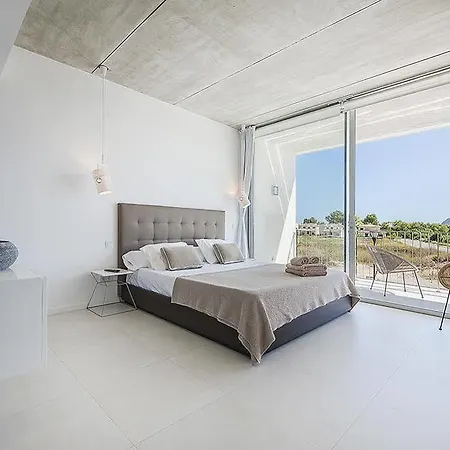 Villa Roser - Family Only