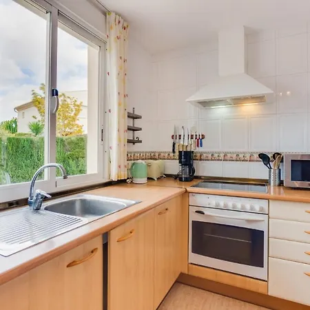 Roser - Family Only Villa